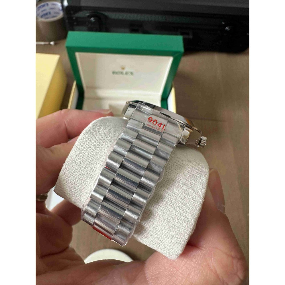 Day Date 40 RO1854(ARABIC)