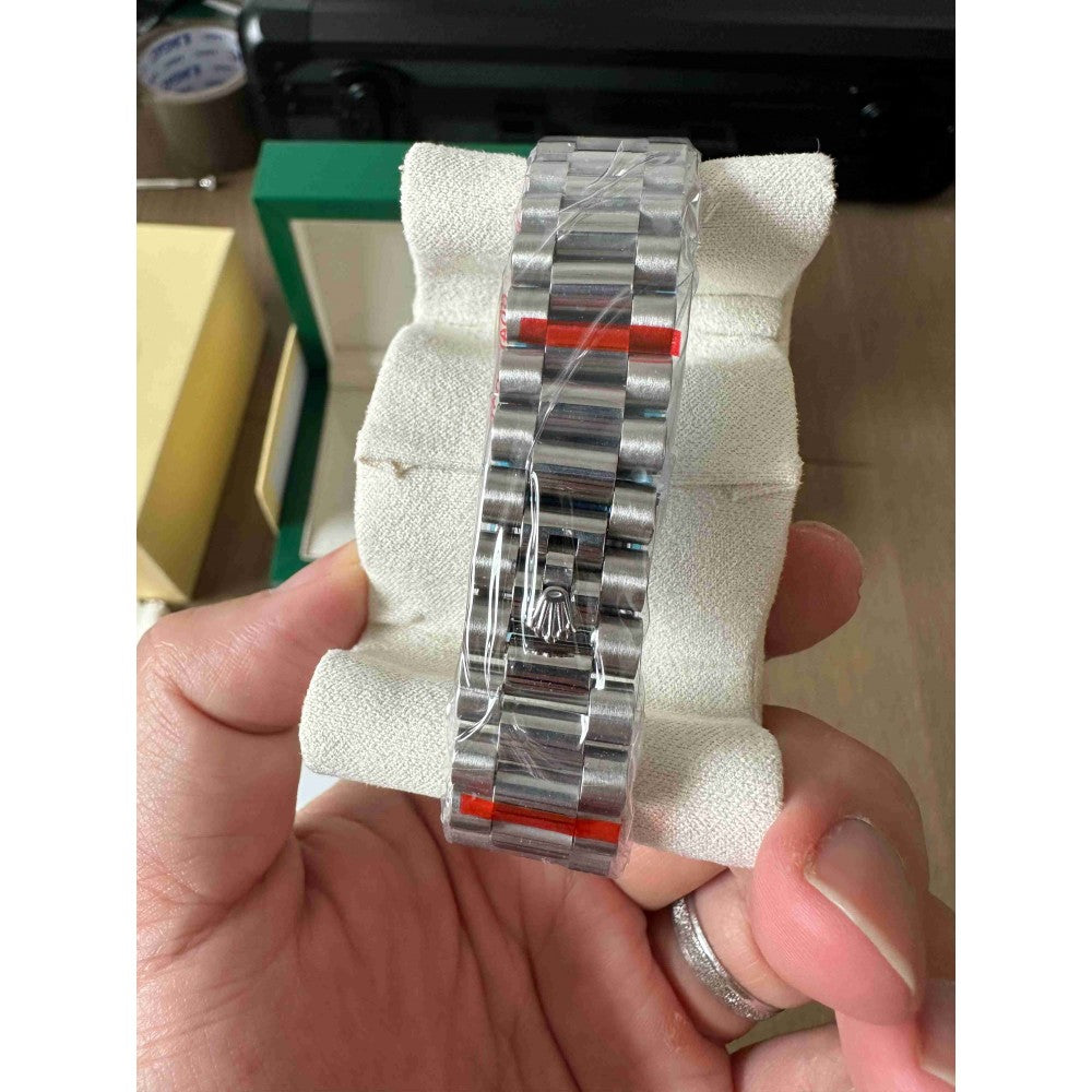 Day Date 40 RO1854(ARABIC)