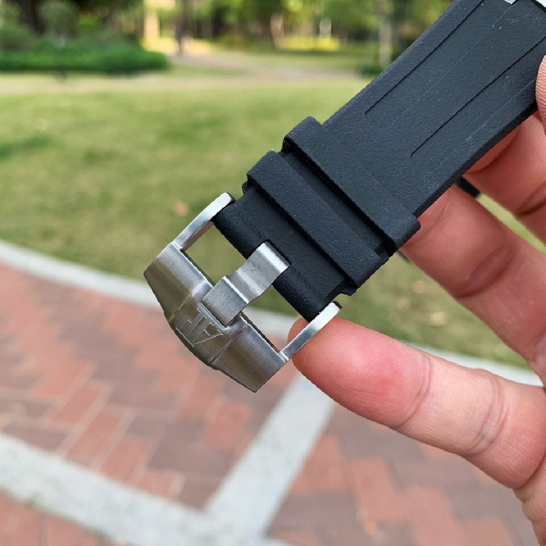 ROYAL OAK OFFSHORE AU0021